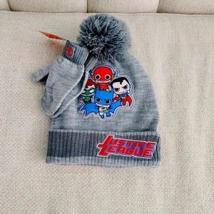 NEW!! Justice League Beanie and Mittens